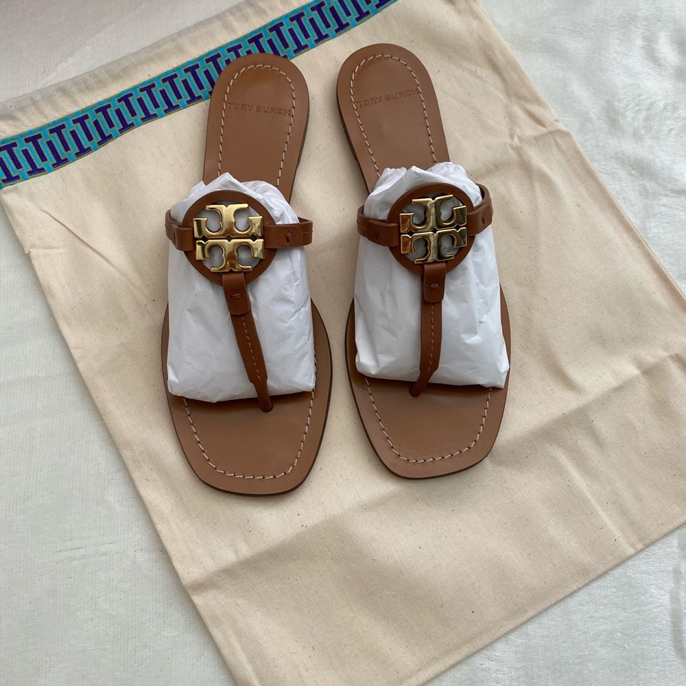 Tory Burch Mini Miller Leather Thong - Picture 2 of 12